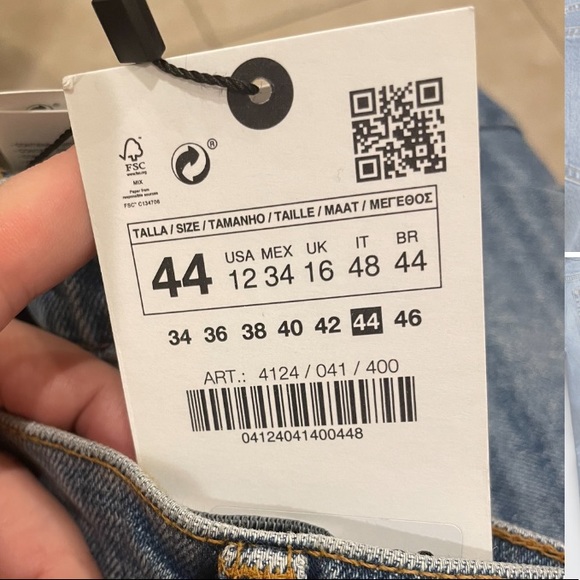 NWT Hugh Waisted Mum Jeans Zara - Picture 9 of 13